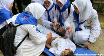 Inilah 7 Alasan Masuk Ekskul PMR (Palang Merah Remaja)