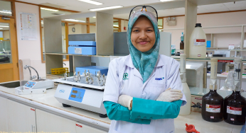 Syarat-Syarat Penting Untuk Mendapatkan Beasiswa Jurusan Kimia di Universitas